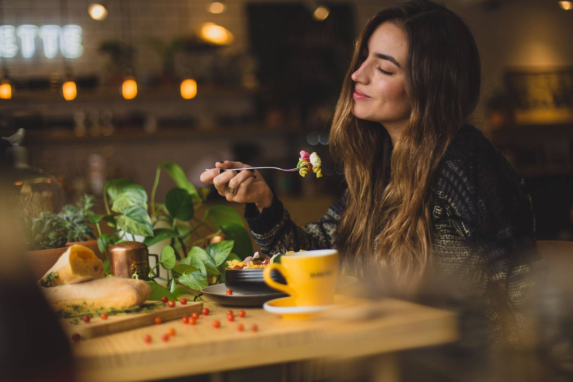 Women eating at restaurant