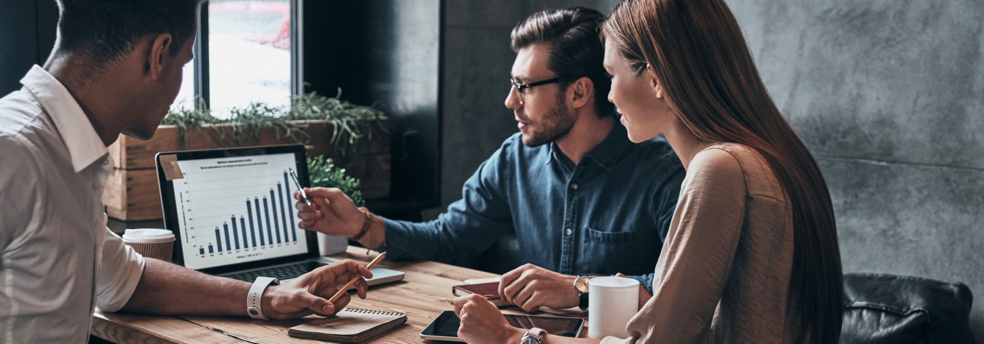 Marketing strategy team reviewing SEO and digital growth analytics in Atlanta